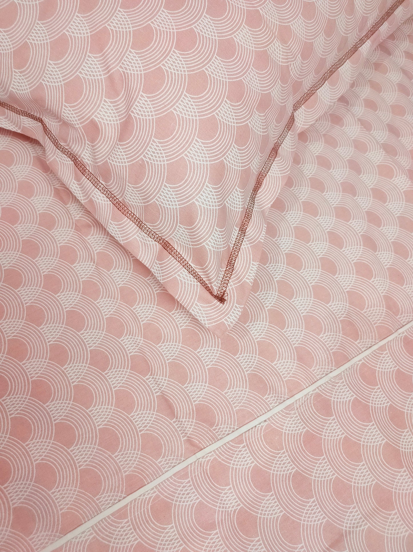 White Marble Pure Cotton Double Bedsheet King Size- Peach