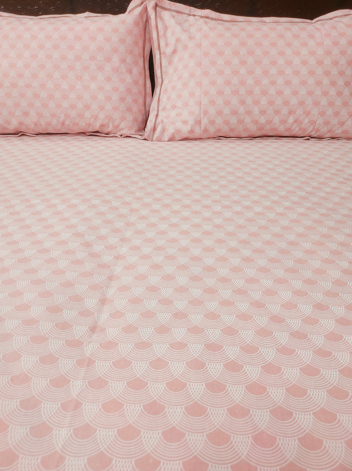 White Marble Pure Cotton Double Bedsheet King Size- Peach