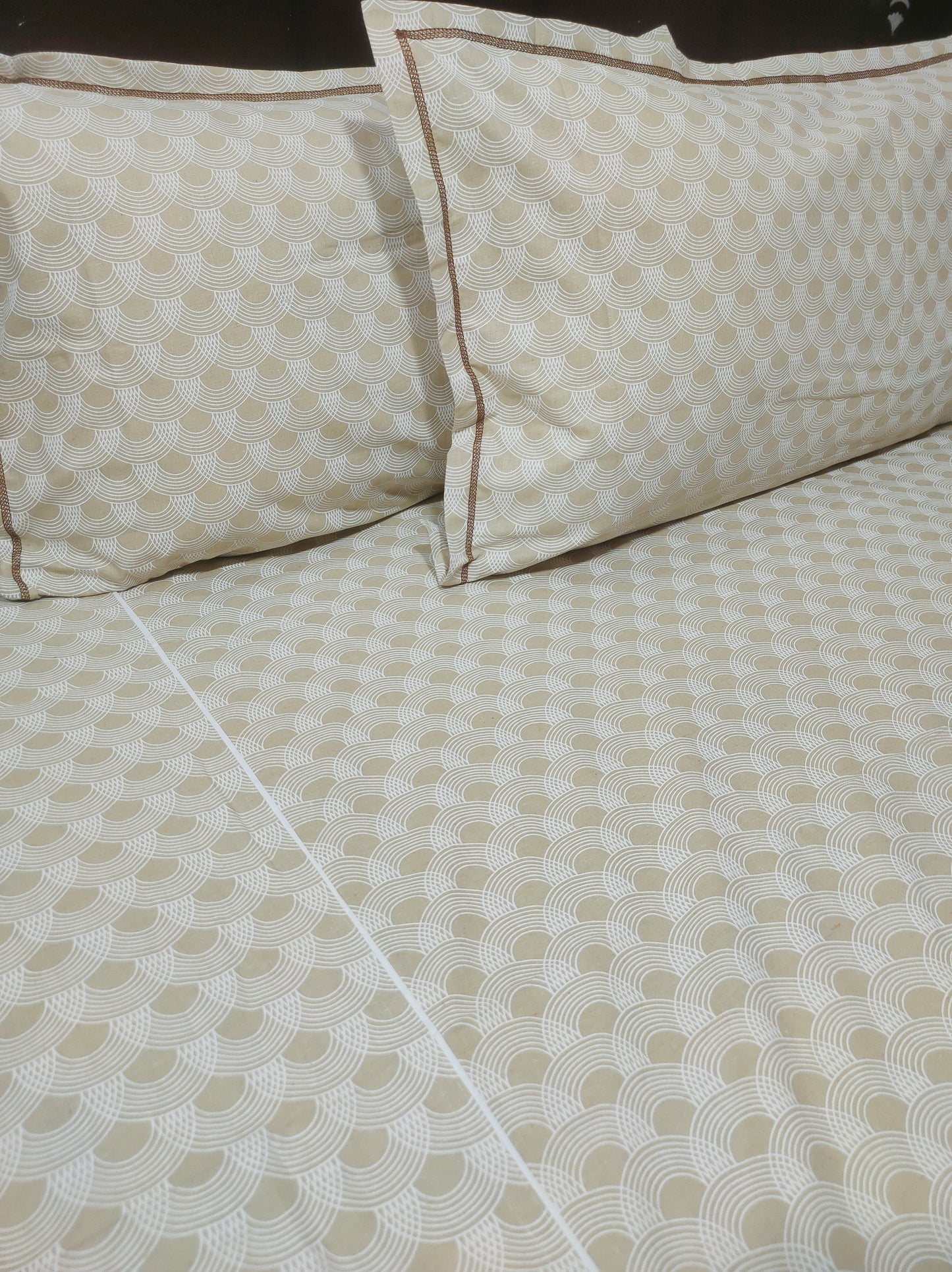 White Marble Pure Cotton Double Bedsheet King Size - Brown