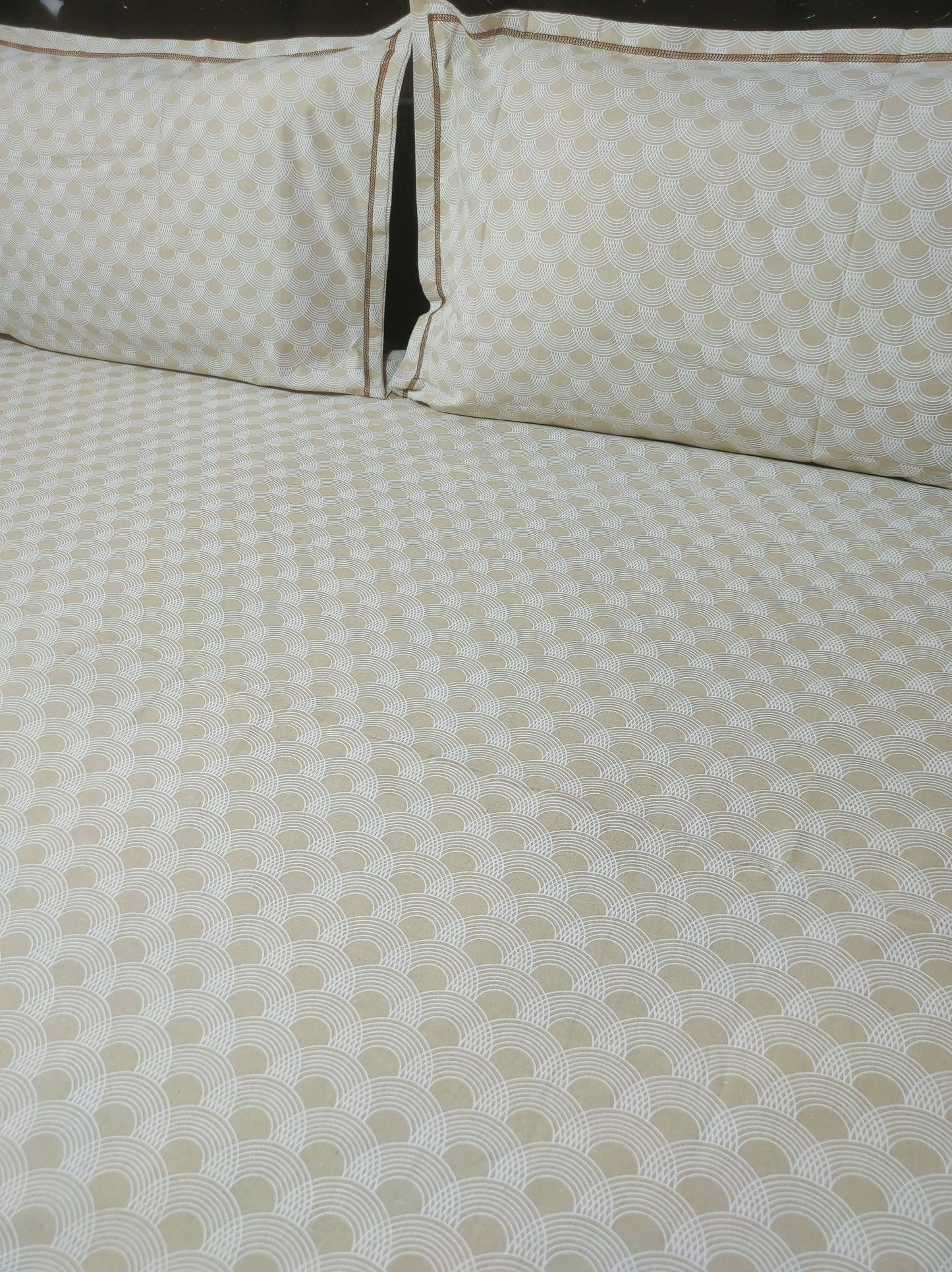 White Marble Pure Cotton Double Bedsheet King Size - Brown