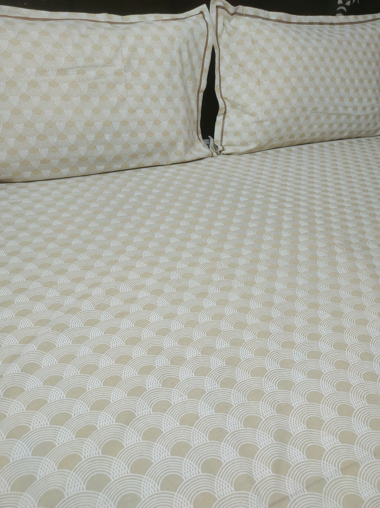 White Marble Pure Cotton Double Bedsheet King Size - Brown