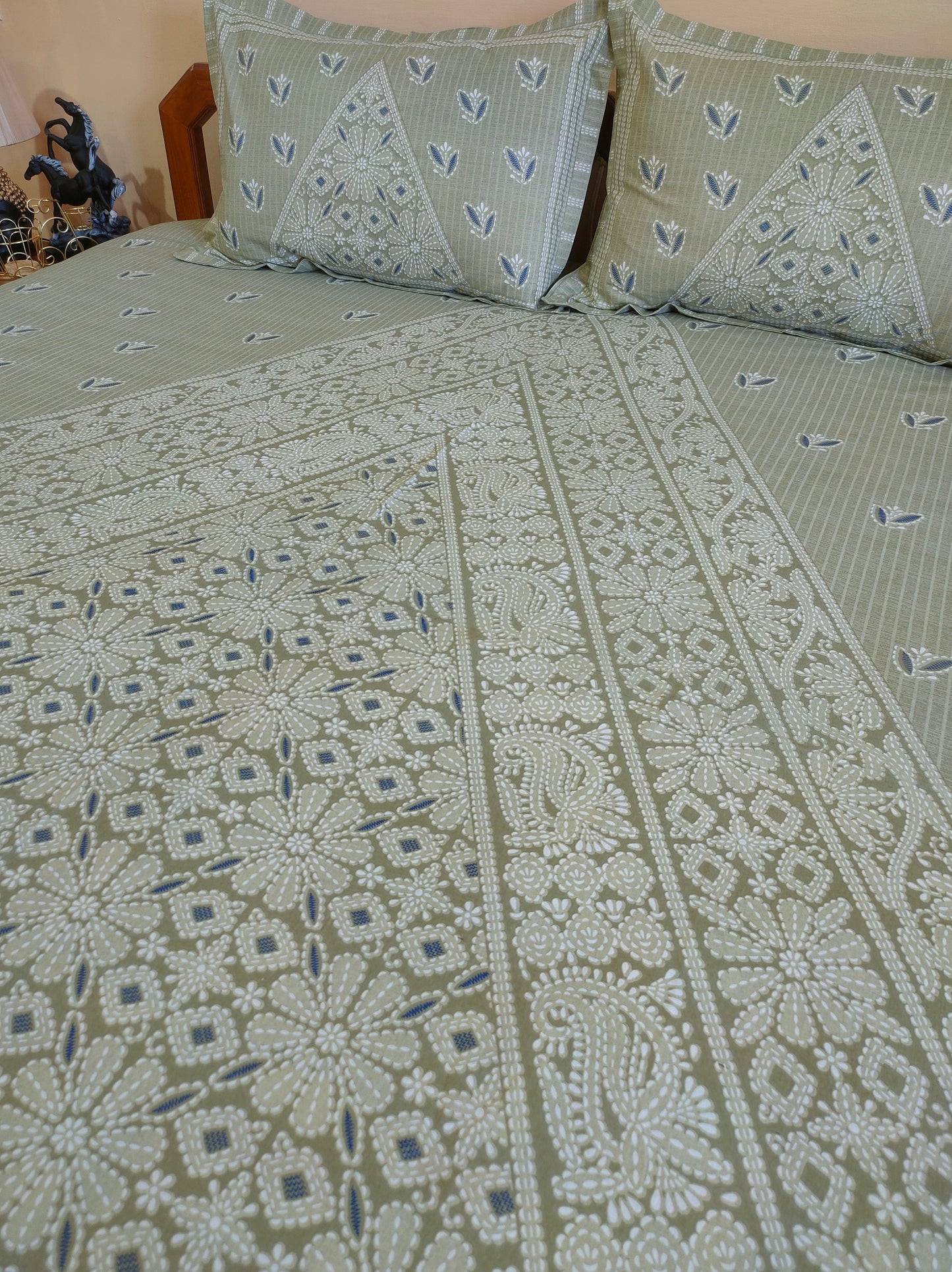 Easy Breeze Pure Cotton Double Bedsheet King Size - Pista Green