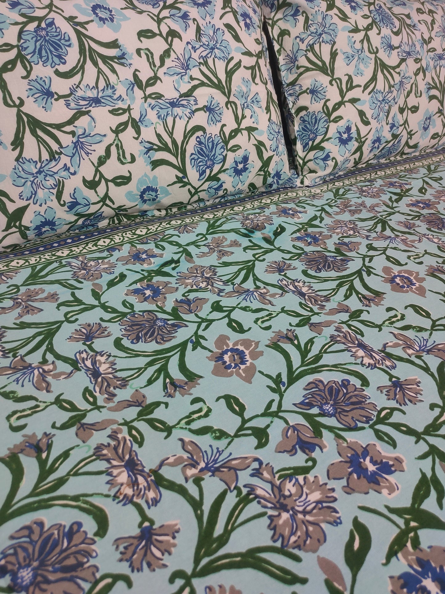 Gardenia Pure Cotton Double Bedsheet - Blue