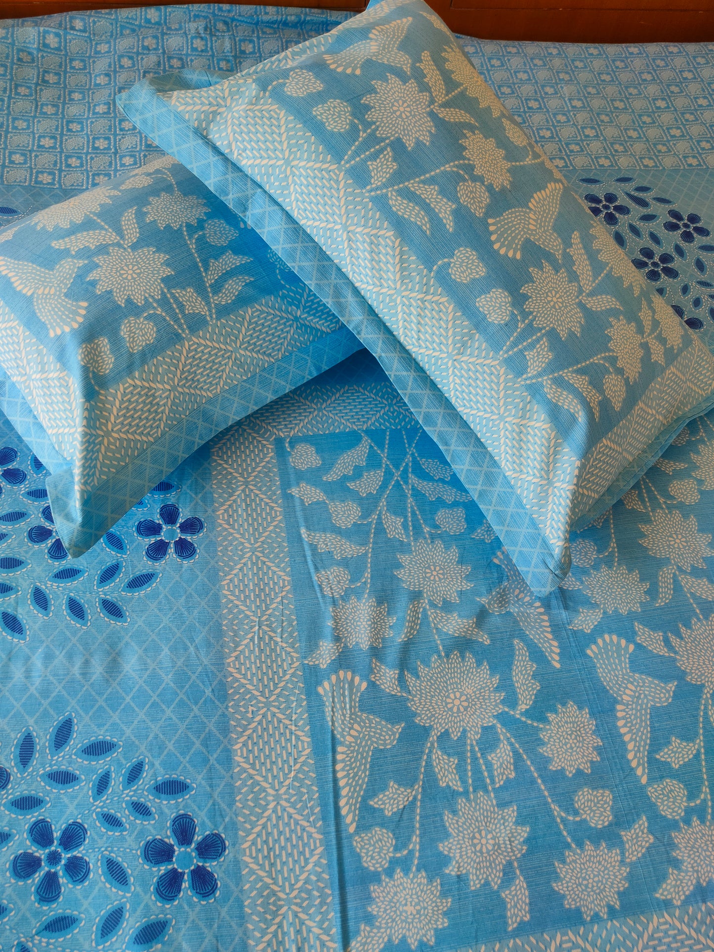 Easy Breeze Pure Cotton Double Bedsheet King Size - Sky Blue