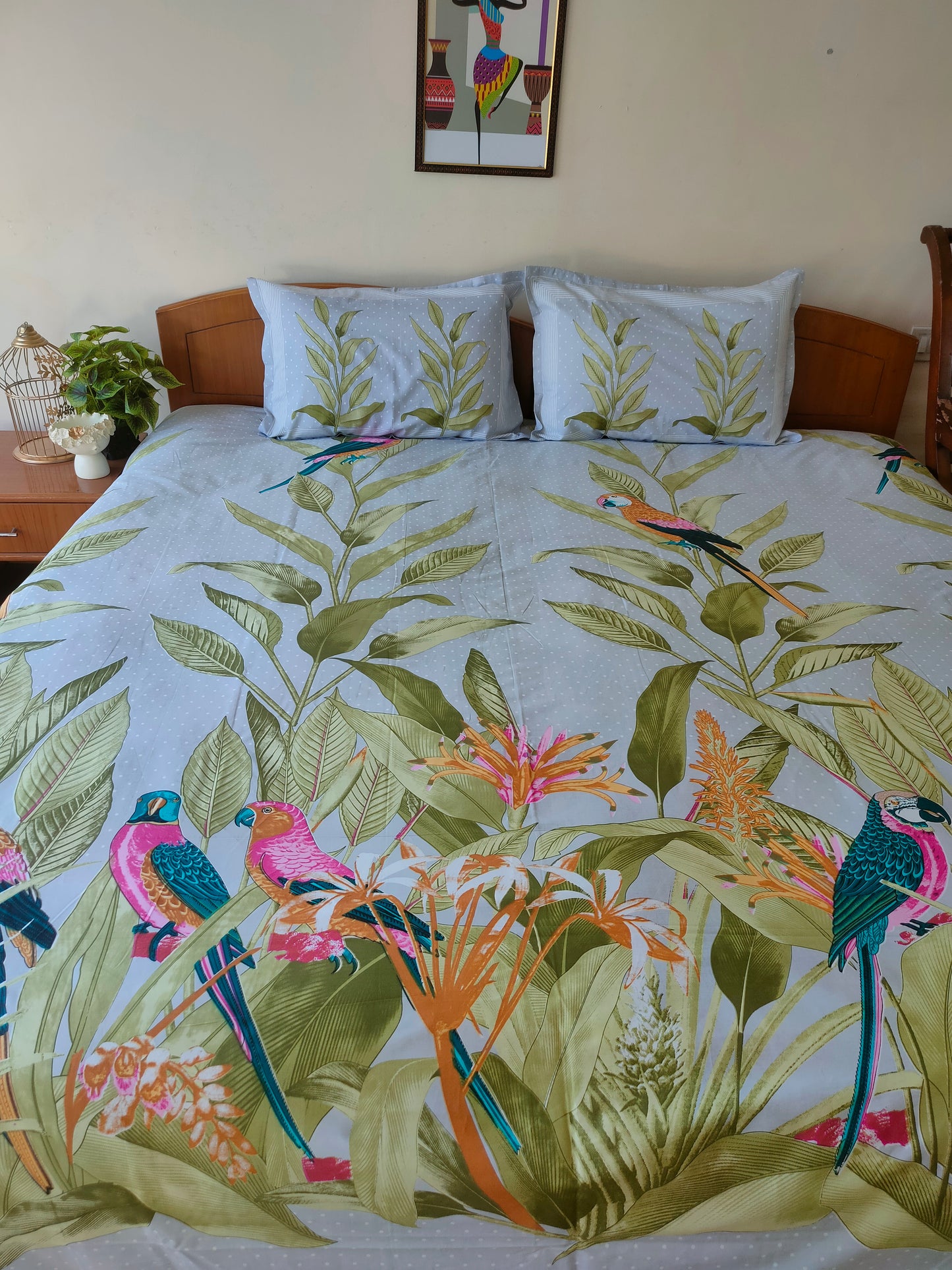 Diana Parakeet 100% Cotton Double Bedsheet King Size - Light Blue