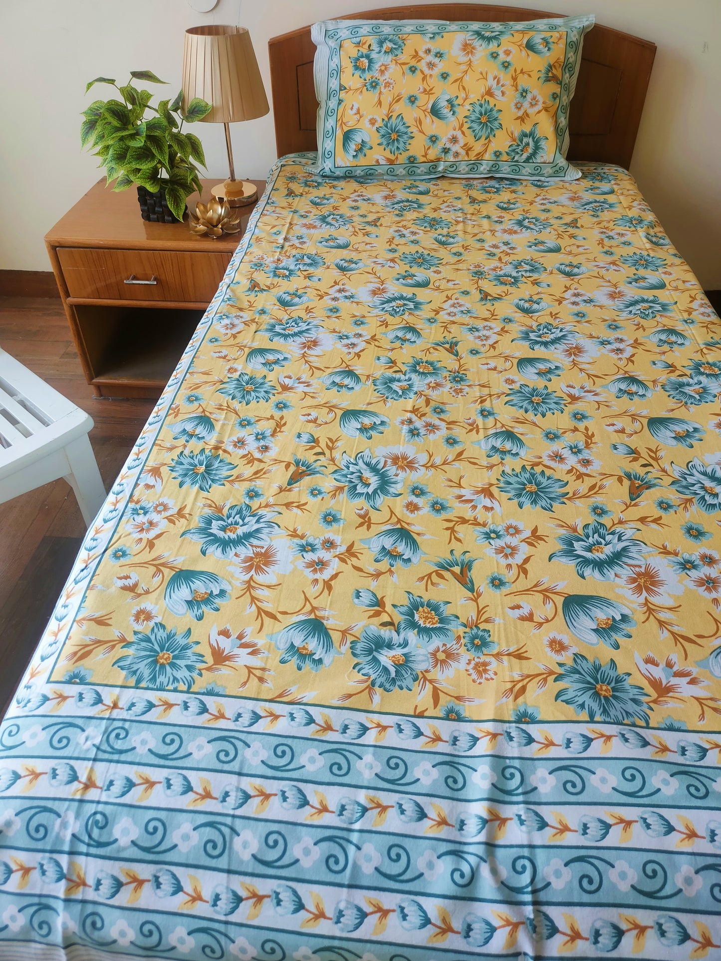 Yellow Daisy pure cotton bedsheet singal