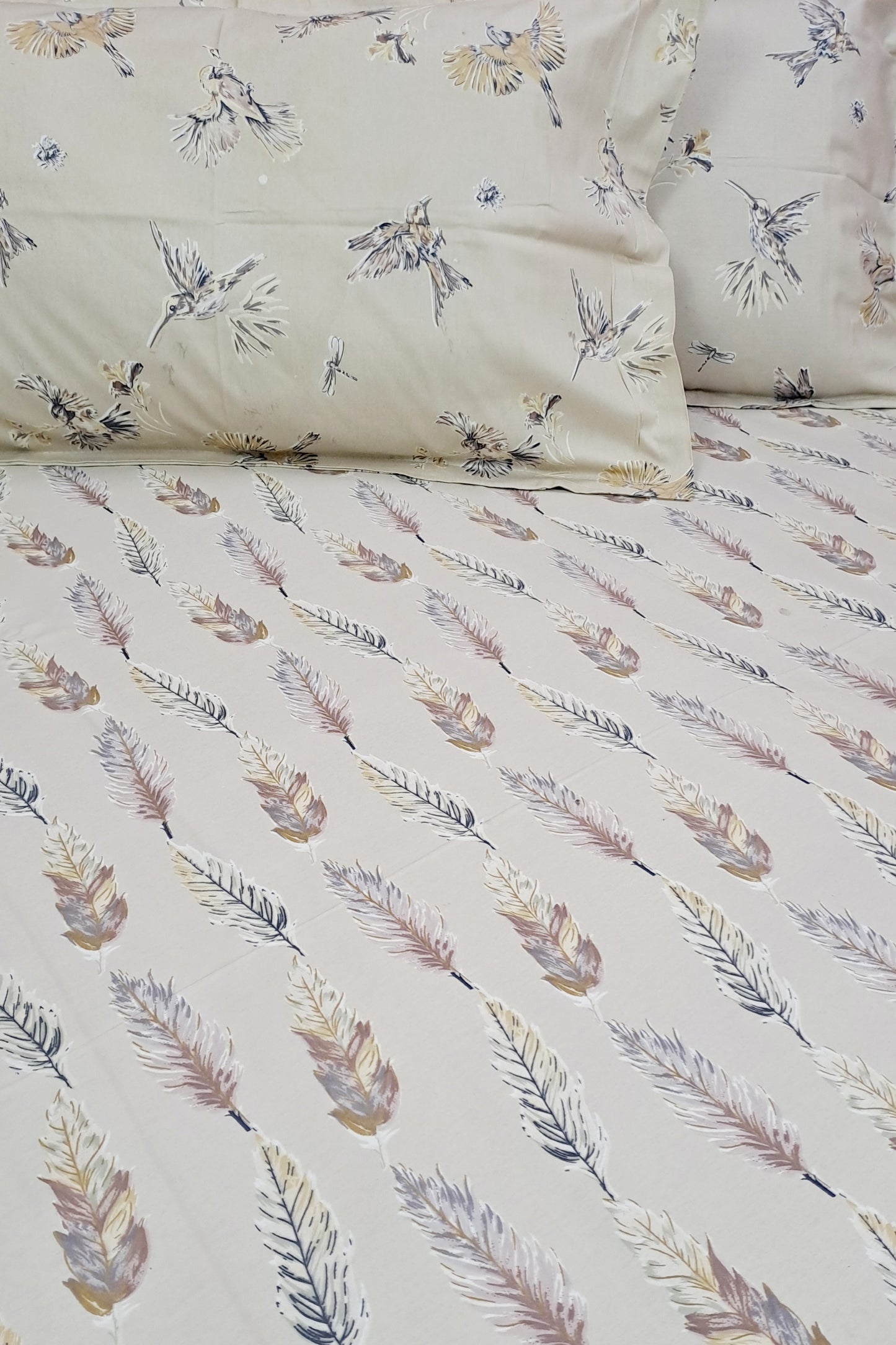 Romeo 100% Cotton Double Bedsheet King Size- Off White Feather