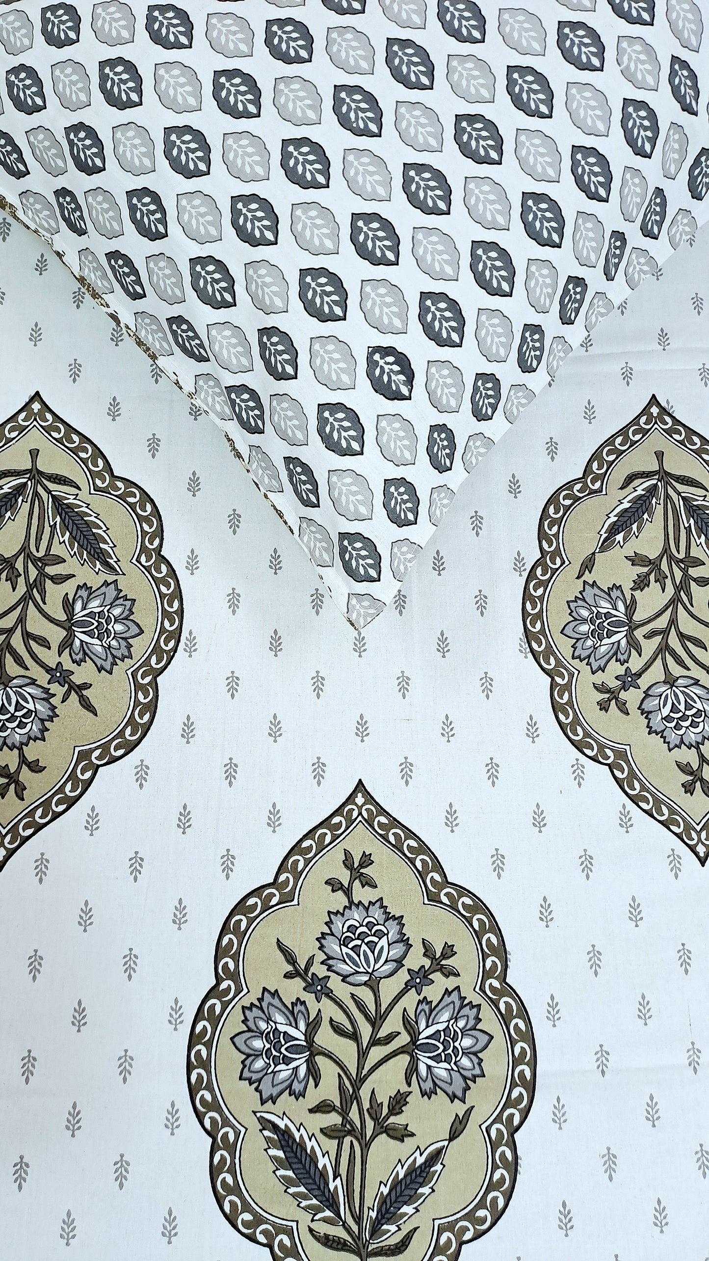 Gulabi Nagri Bootaa Pure Cotton Double Bedsheet - Yellow