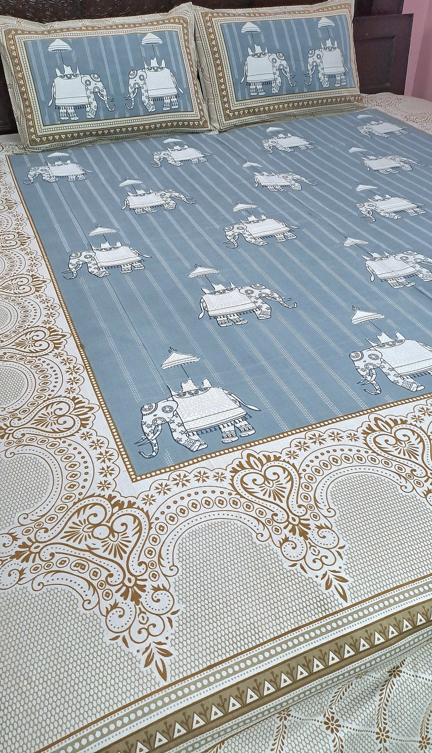 Gulabi Nagri Haathi Pure Cotton Double Bedsheet - Blue