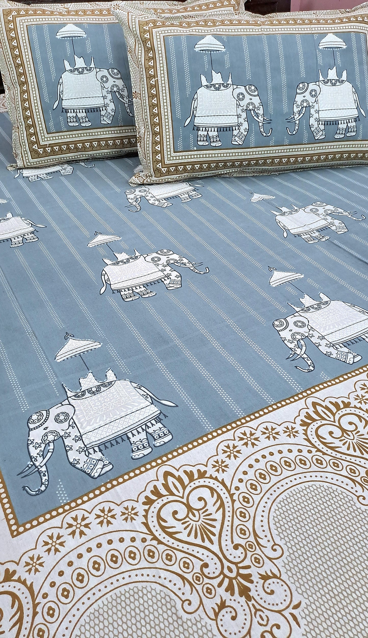 Gulabi Nagri Haathi Pure Cotton Double Bedsheet - Blue