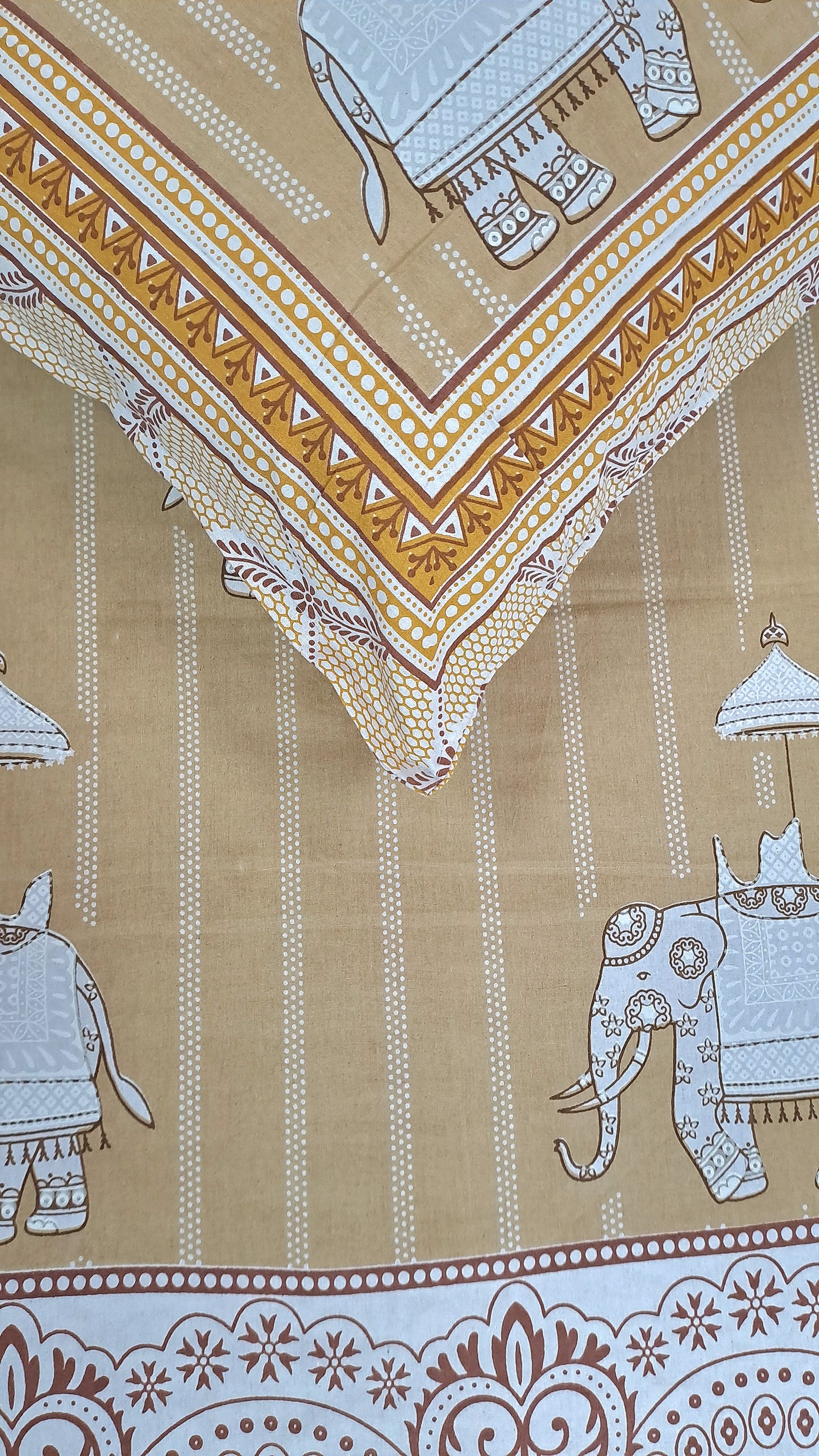 Gulabi Nagri Haathi Pure Cotton Double Bedsheet - Yellow