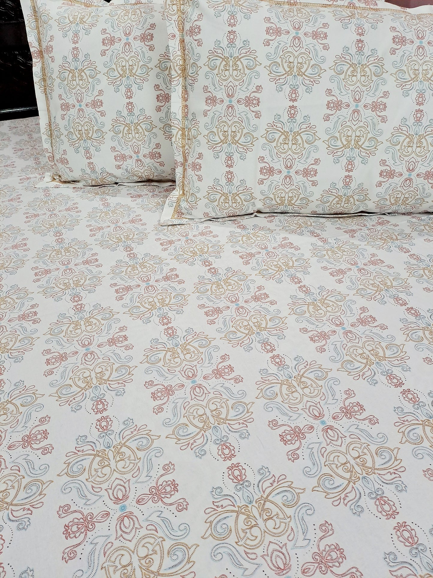 Kalakriti Soft Cotton Double Bedsheet - Sweet Heart (Peach)