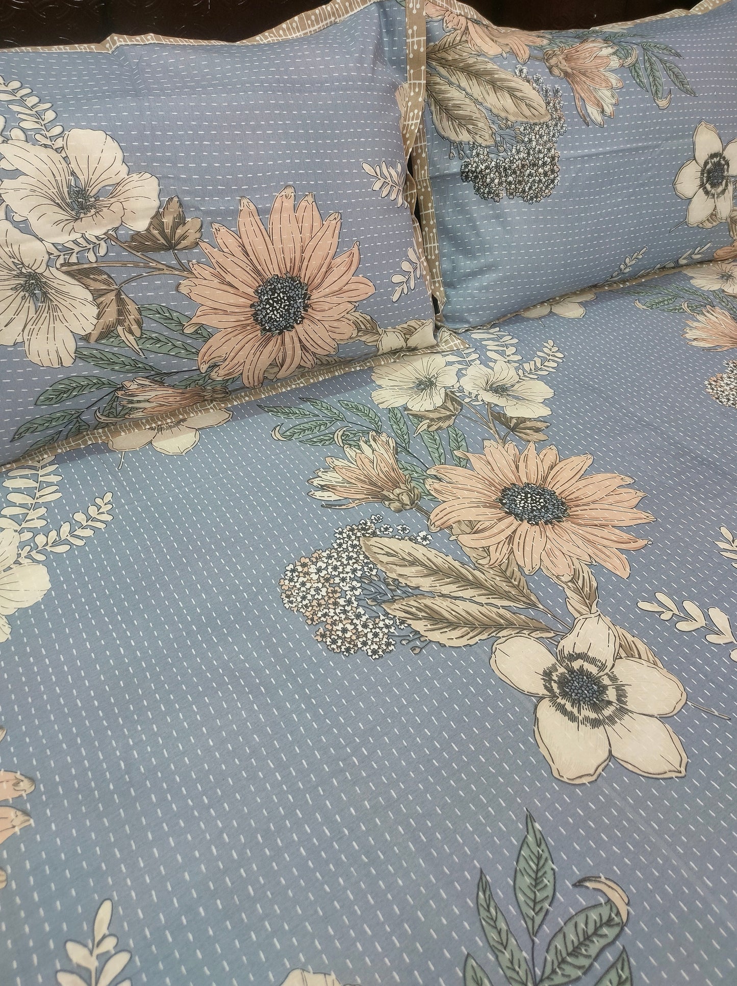 Rich Look Kantha Print Pure Cotton double Bedsheet - Blue