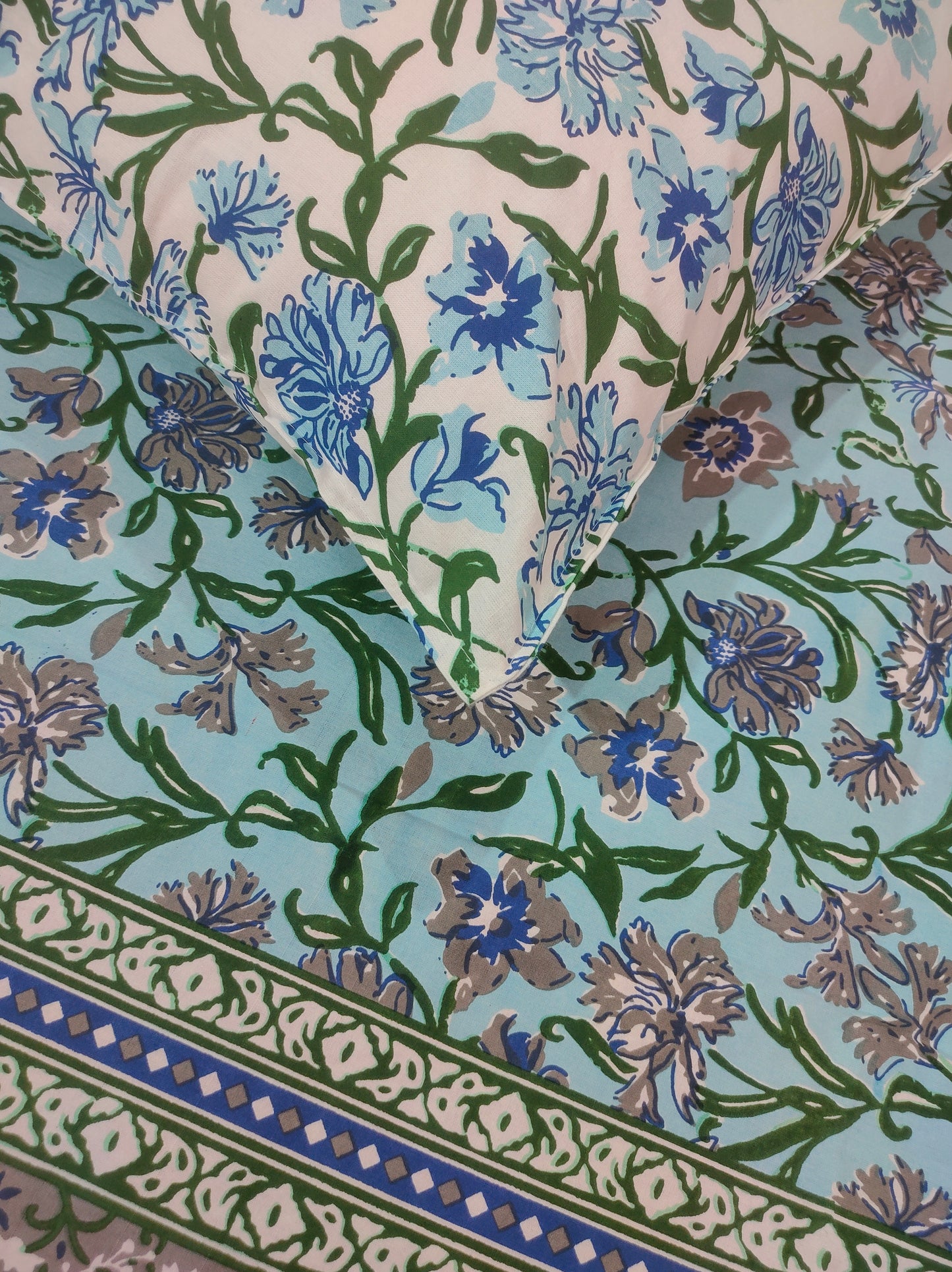 Gardenia Pure Cotton Double Bedsheet - Blue