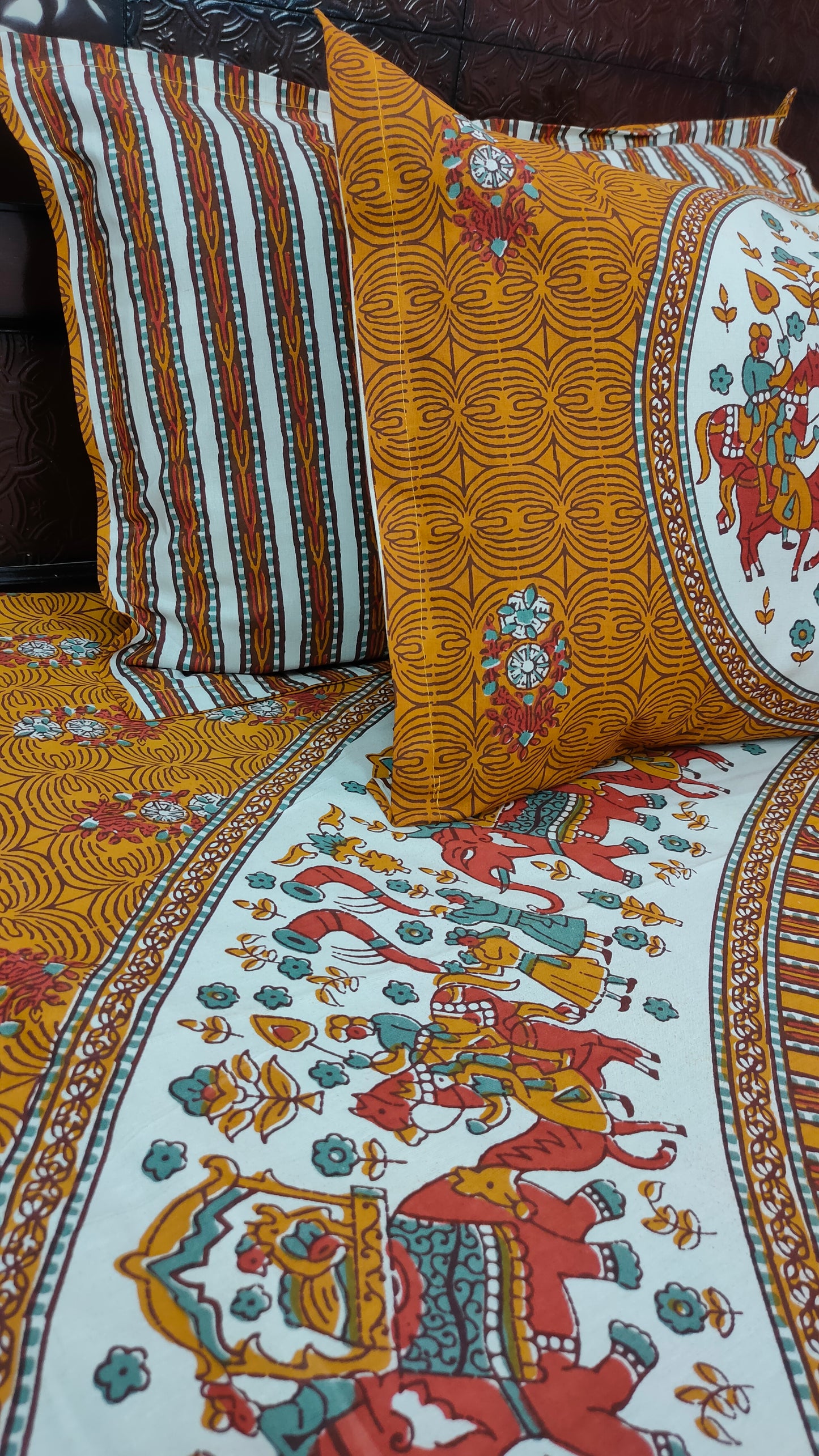 Satrangi Pure Cotton Sanganeri Print Double Bedsheet - Yellow Circle