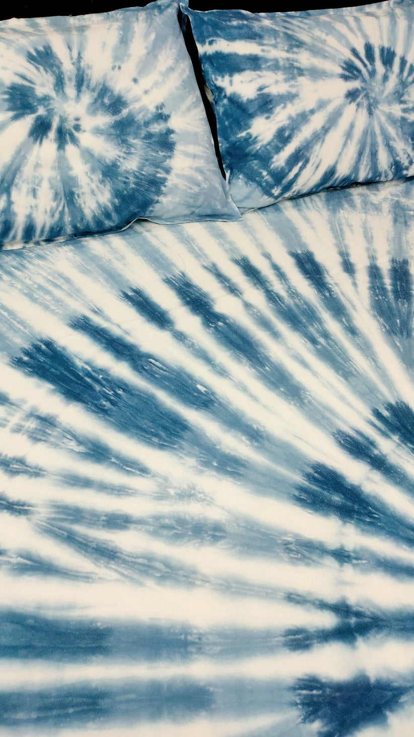 Rangrez Pure Cotton Tie and Dye Bedsheet - Swirl Ink Blue