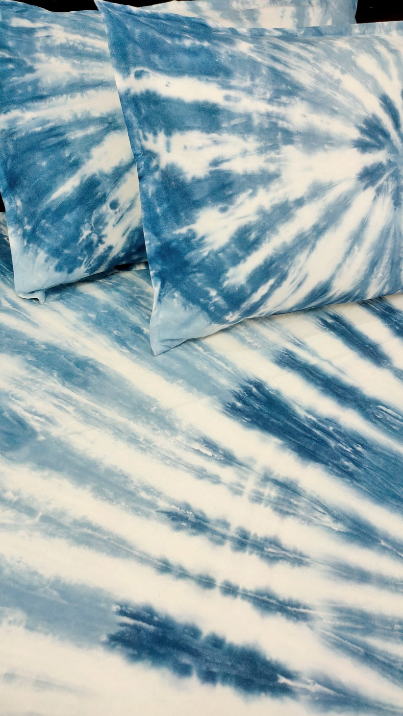 Rangrez Pure Cotton Tie and Dye Bedsheet - Swirl Ink Blue