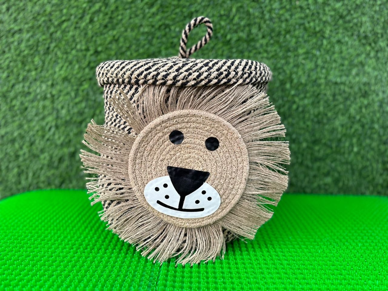 Natural cotton rope storage bins with lids/toy storage box- Lion Design