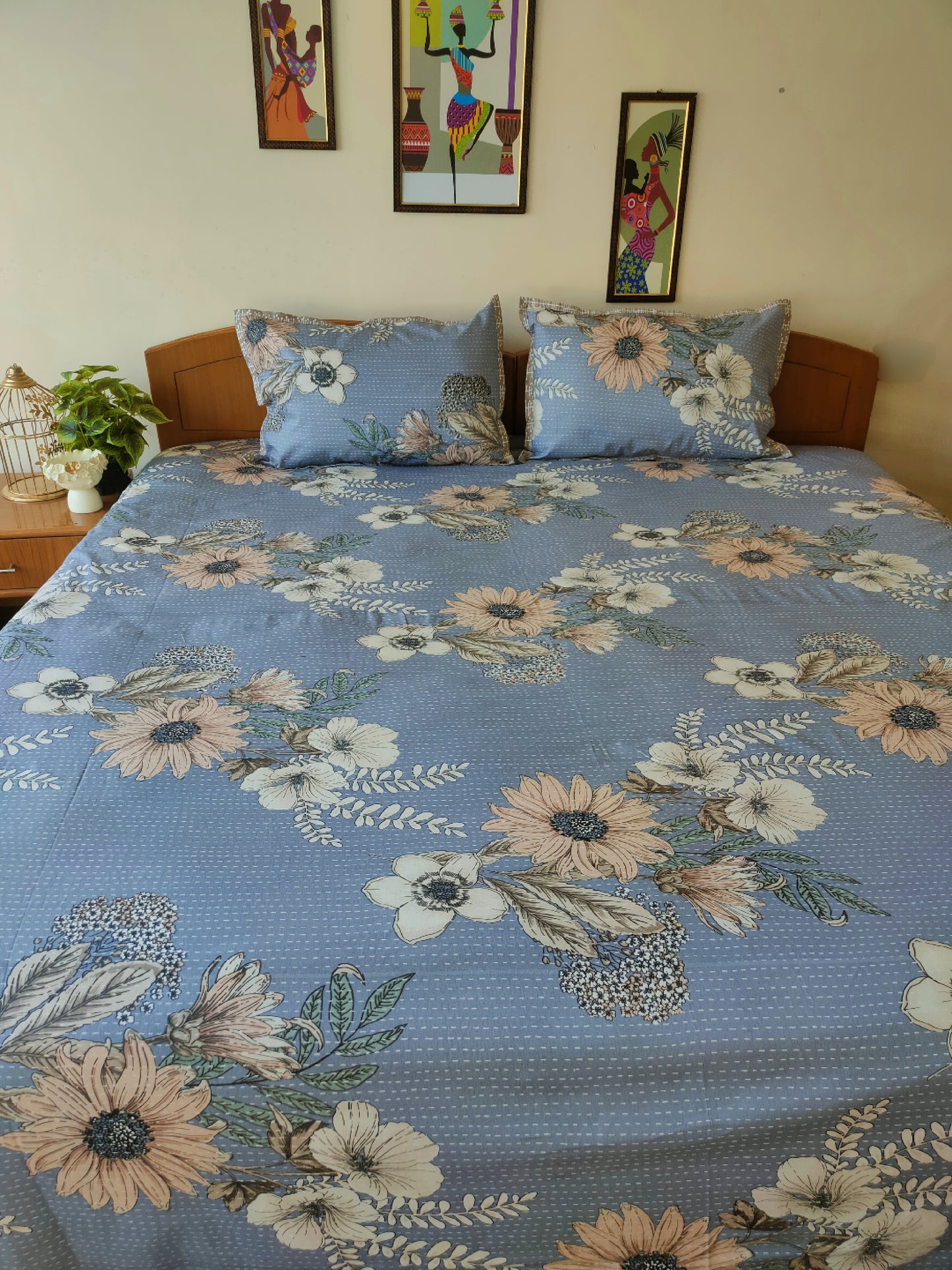 Rich Look Kantha Print Pure Cotton double Bedsheet - Blue