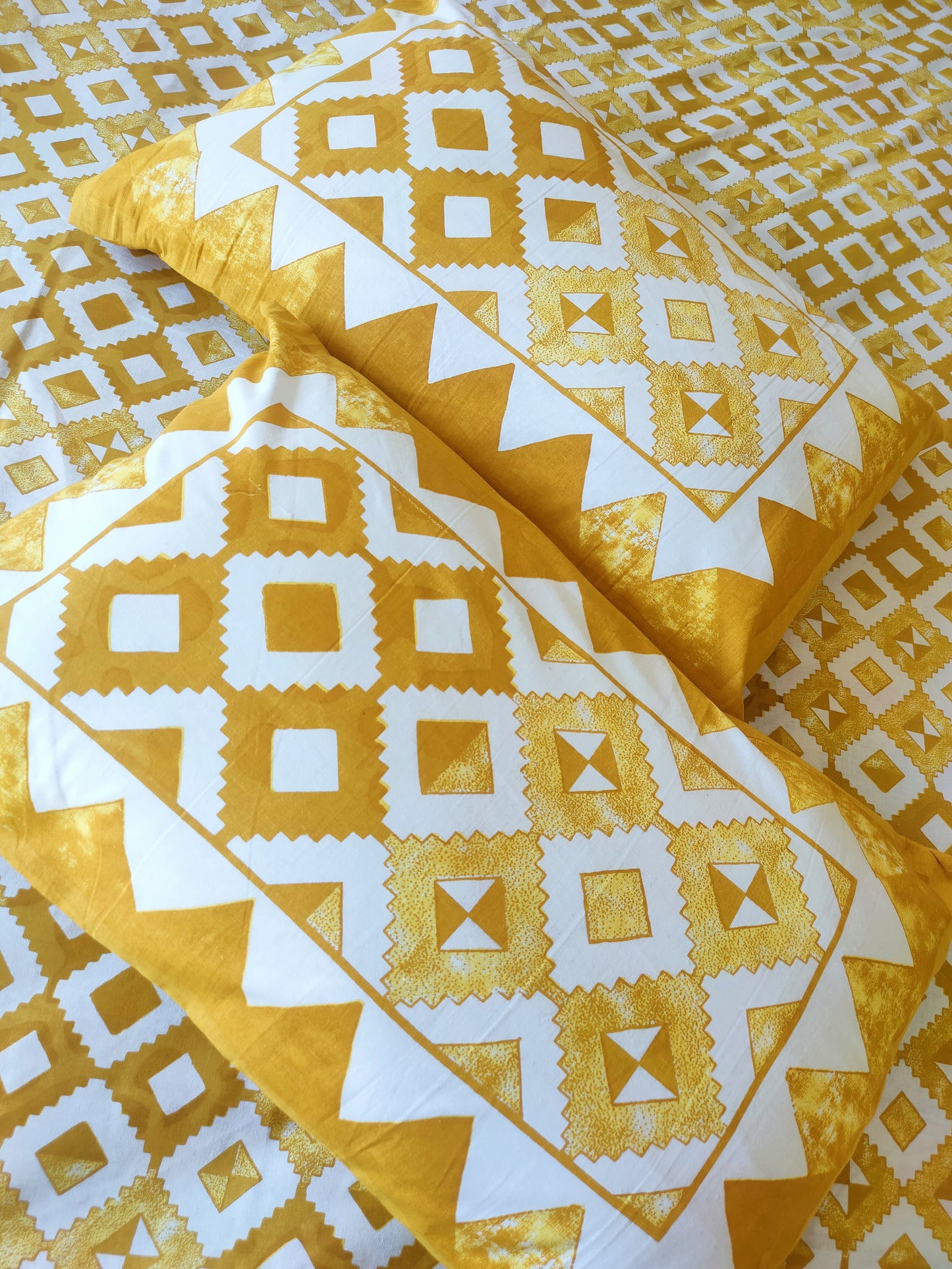 Yellow Checks Pure Cotton Double Bedsheet